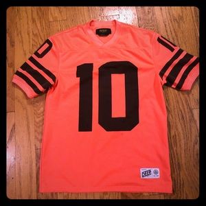 10 DEEP coral Jersey size small